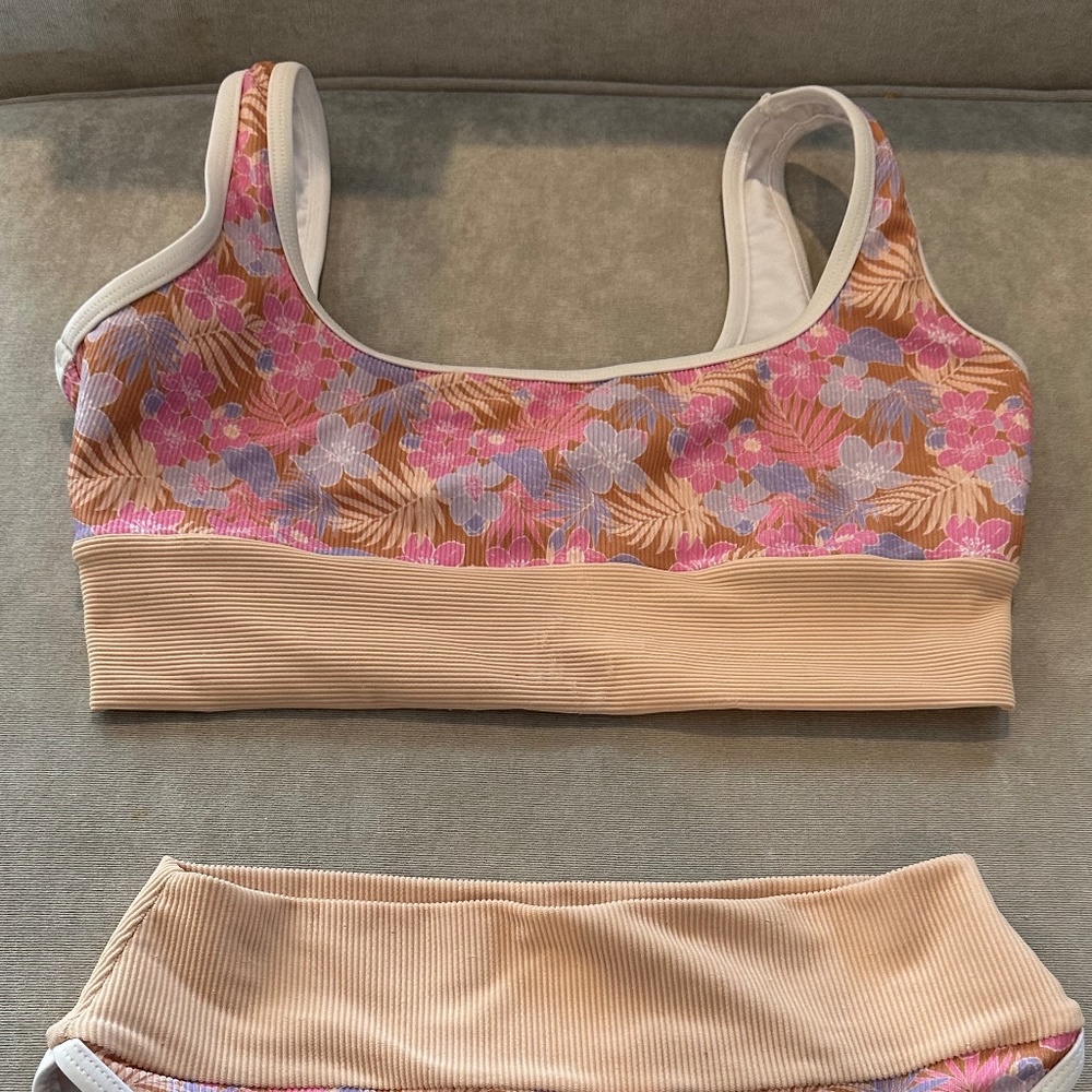 Lainsnow bikini top